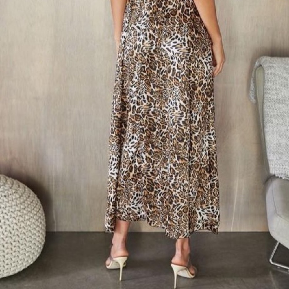 Leopard Print Maxi Dress - Picture 7 of 7